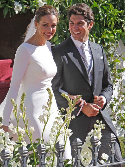 White, Formal wear, Suit, Wedding, Wedding dress, Ceremony, Dress, Botany, Marriage, Event, White, Formal wear, Suit, Wedding, Wedding dress, Ceremony, Dress, Botany, Marriage, Event,