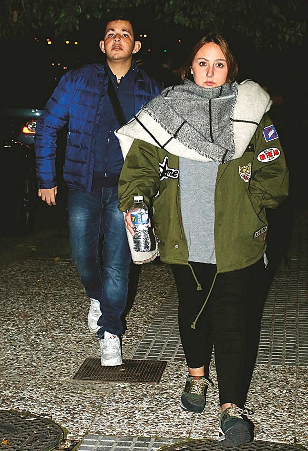 Jacket, Jeans, Outerwear, Fashion, Denim, Fun, Footwear, Shoe, Trousers, Street fashion, 