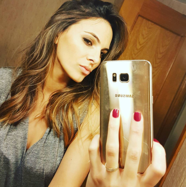 Hair, Skin, Lip, Selfie, Beauty, Eyebrow, Long hair, Photography, Brown hair, Mobile phone, 