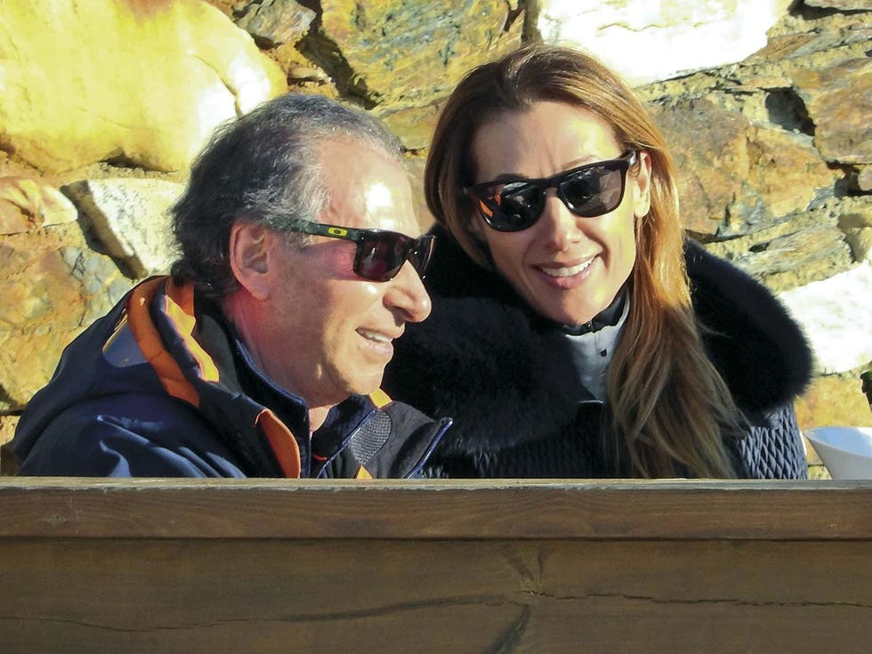 Eyewear, Glasses, Nose, Vision care, Goggles, Jacket, Sunglasses, Tourism, Outerwear, Mammal, 