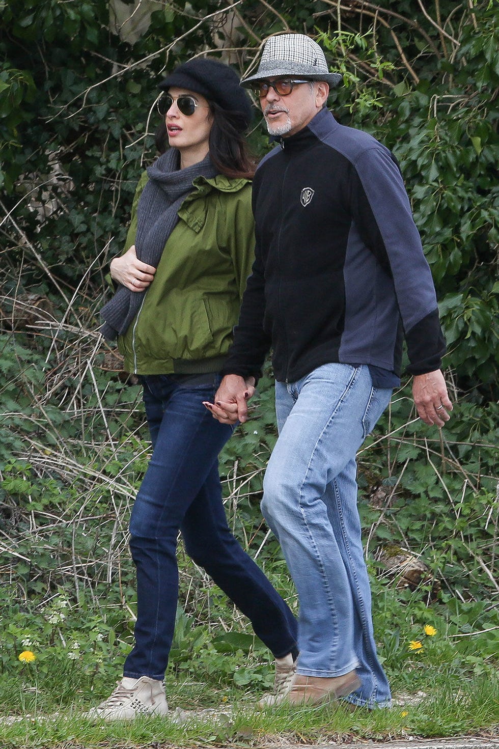 Leg, Trousers, Jacket, Jeans, Coat, Shirt, Denim, Outerwear, People in nature, Cap, 