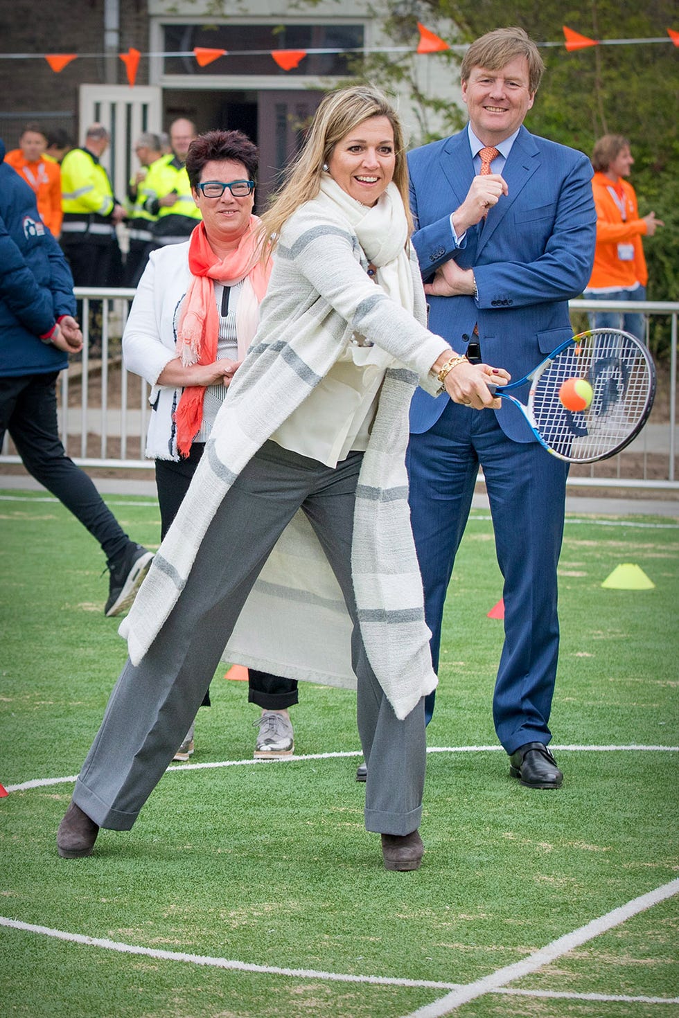 Grass, Team sport, Competition event, Recreation, Sports, Championship, Games, Player, 