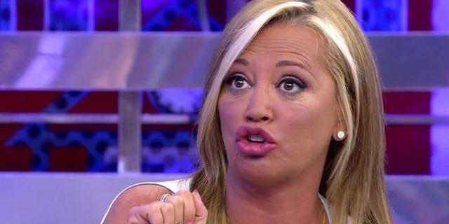 Hair, Face, Blond, Television presenter, Facial expression, Cheek, Lip, Chin, Nose, Eyebrow, 