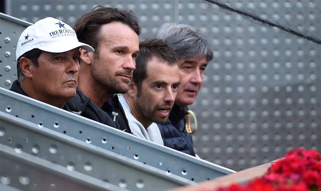 Nose, Cap, Baseball cap, Beard, Facial hair, Moustache, Cricket cap, Crew, 
