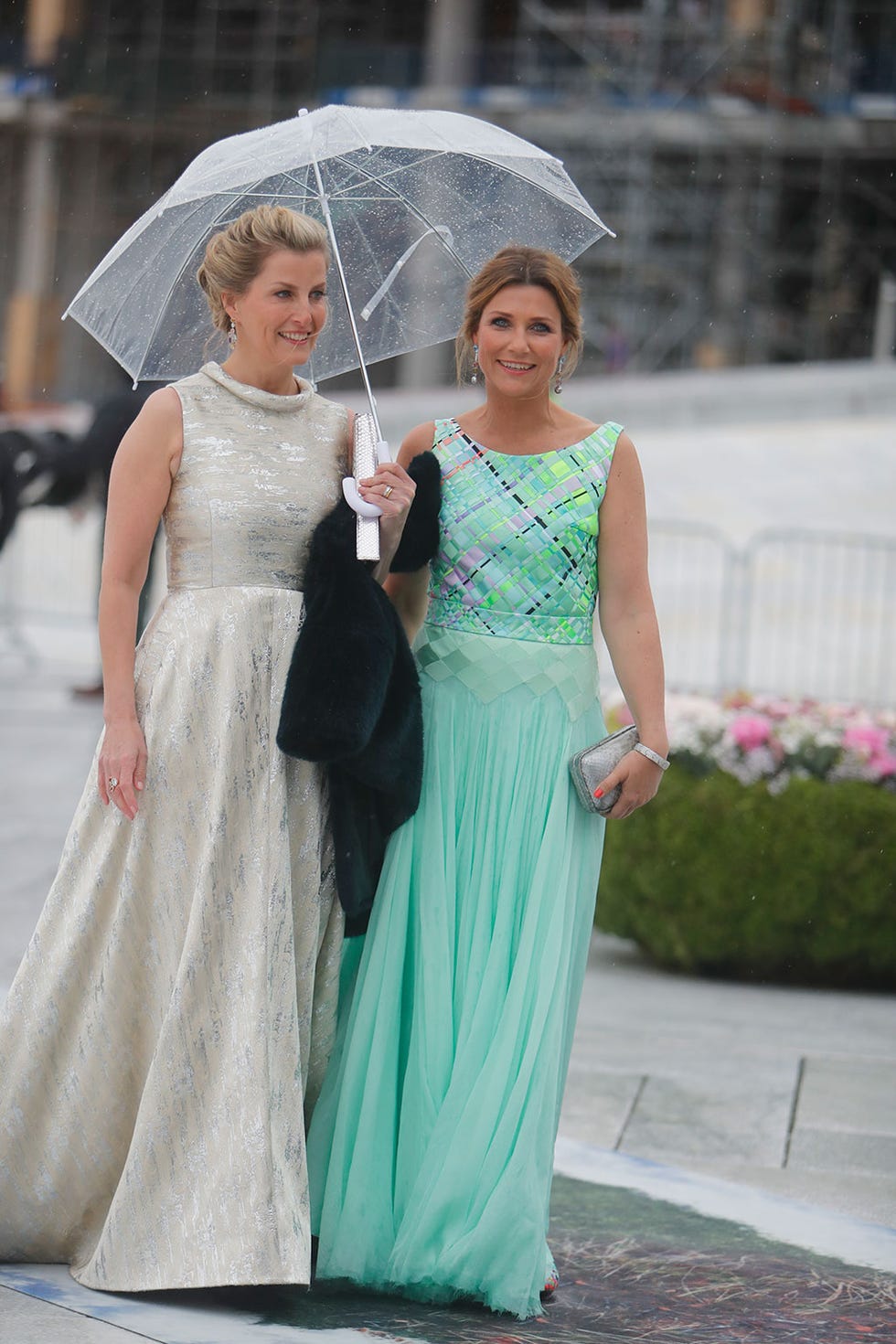 Gown, Dress, Umbrella, Clothing, Green, Formal wear, Bride, Bridal accessory, Bridal party dress, Wedding dress, 