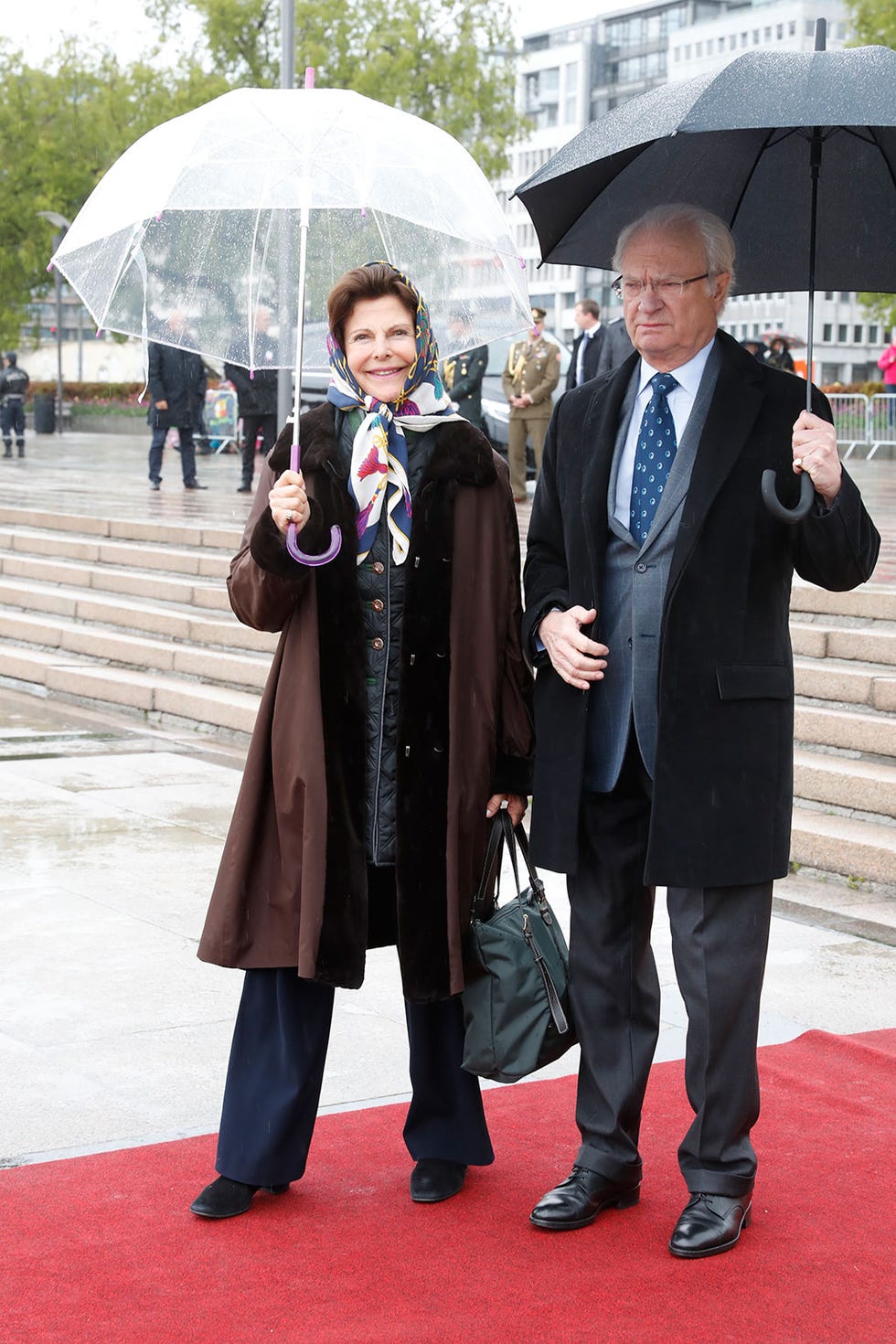 Trousers, Coat, Umbrella, Shirt, Outerwear, Dome, Suit trousers, Suit, Flooring, Blazer, 