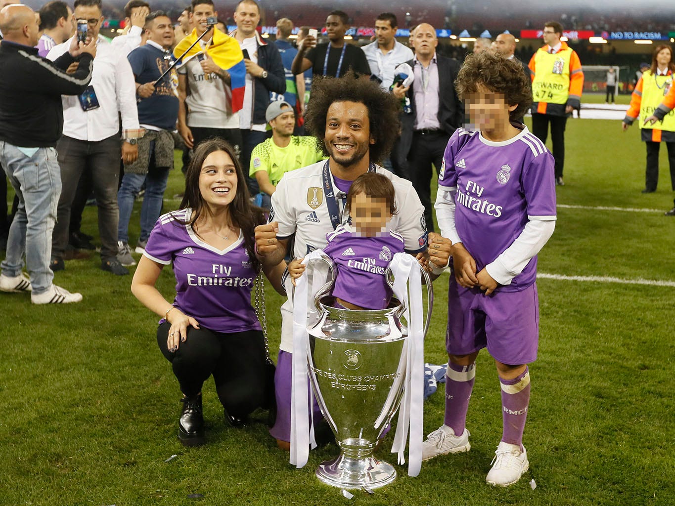 Team, Product, Purple, Competition event, Event, Stadium, Championship, Player, Team sport, Tournament, 