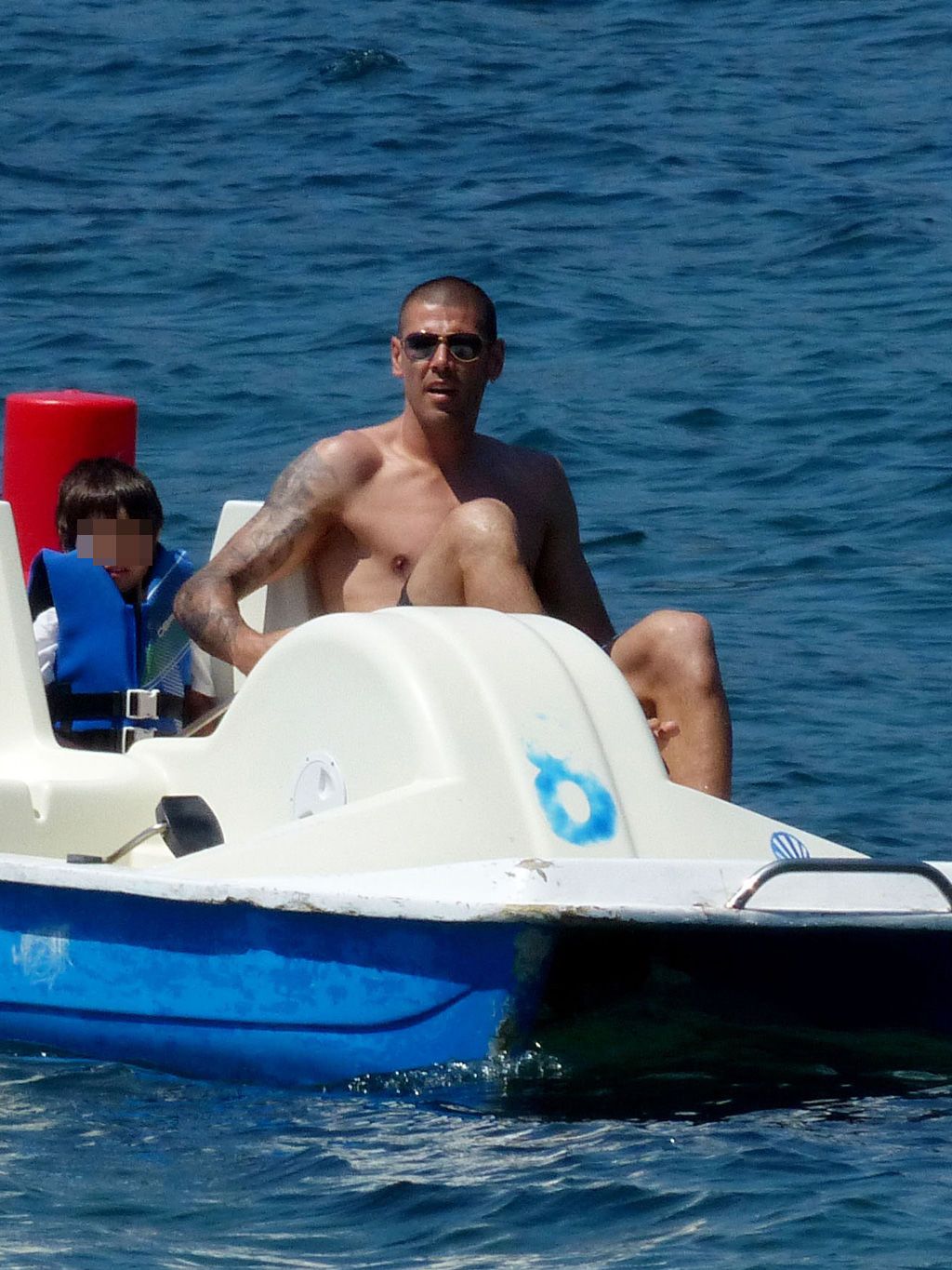 Víctor Valdés y Yolanda Carmona en Mallorca