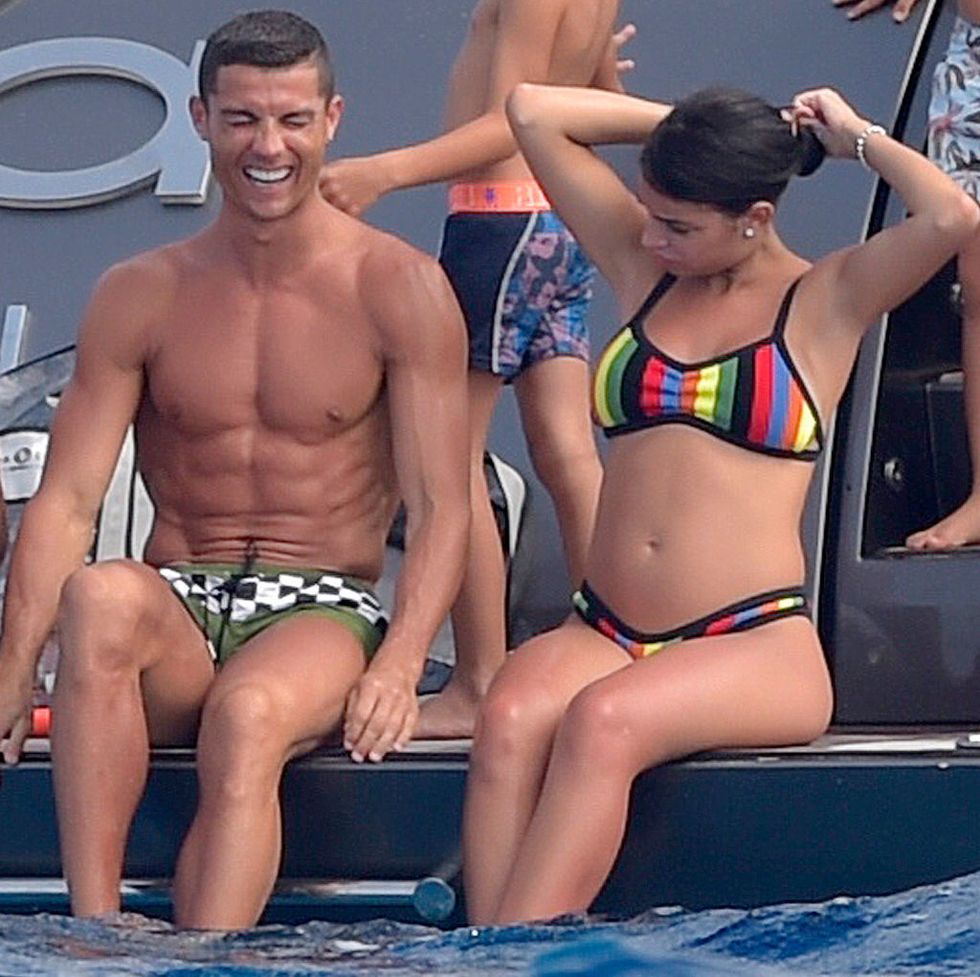 Georgina luce tripita en Ibiza junto a Cristiano Ronaldo