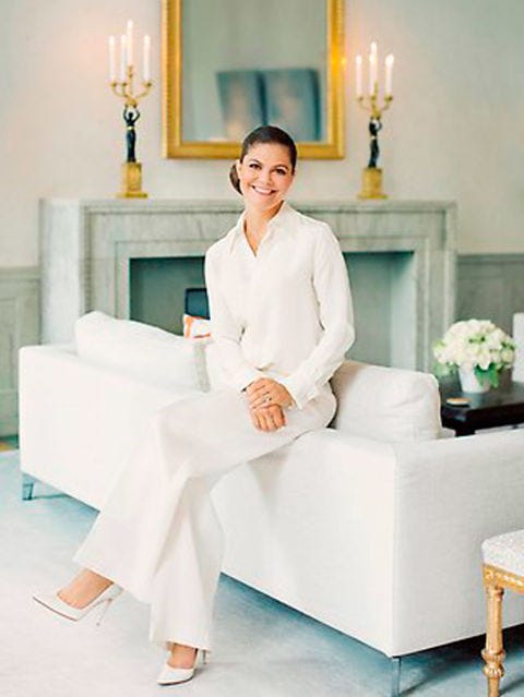 White, Furniture, Room, Sitting, Formal wear, Table, Suit, Leisure, Comfort, Interior design, 
