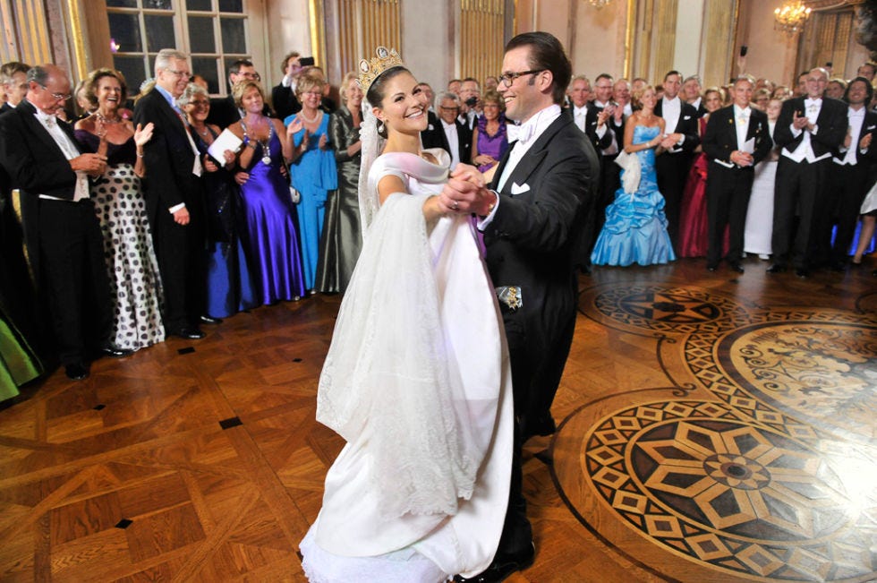 Photograph, Ceremony, Event, Wedding dress, Wedding, Dress, Marriage, Gown, Tradition, Bride, 