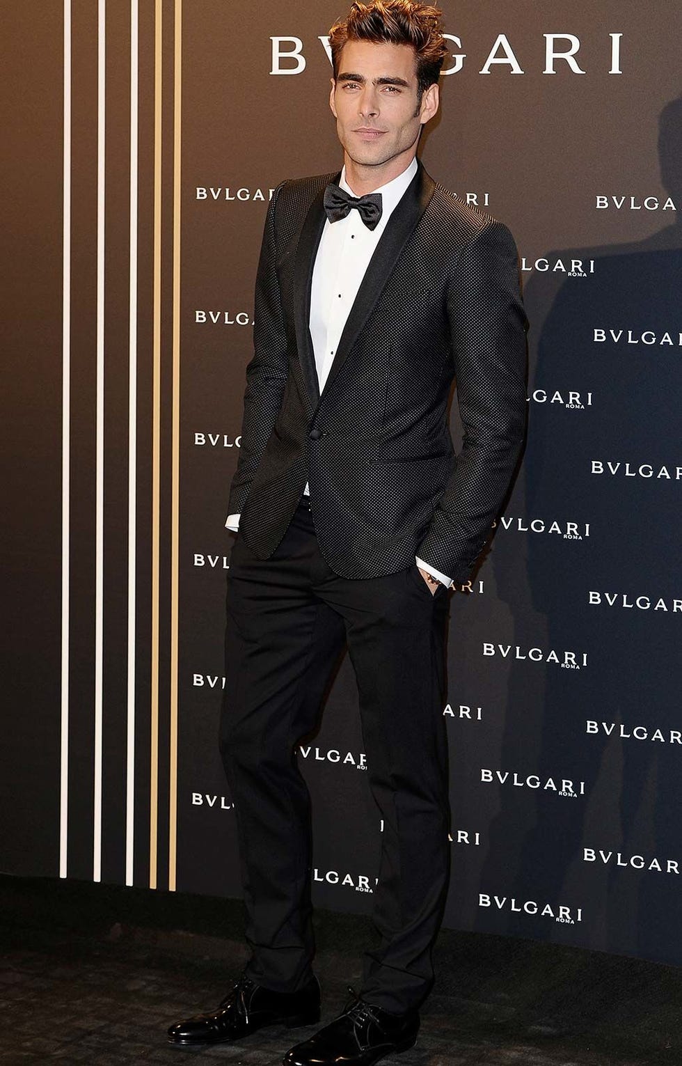 Suit, Formal wear, Clothing, Tuxedo, White-collar worker, Outerwear, Pantsuit, Blazer, Tie, 