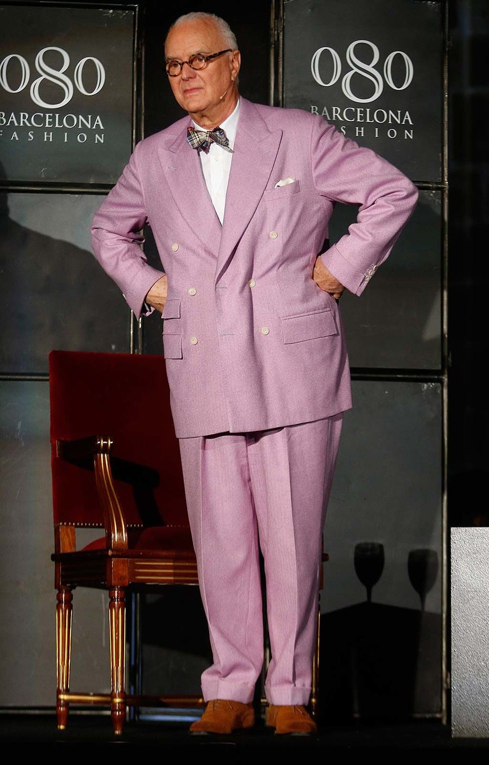 Suit, Formal wear, Clothing, Pantsuit, Tuxedo, Pink, Tie, 