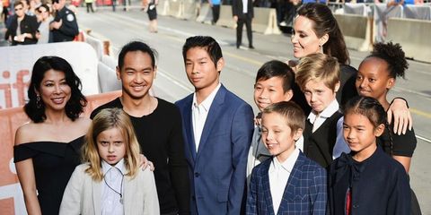 Angelina Jolie con sus hijos en Toronto