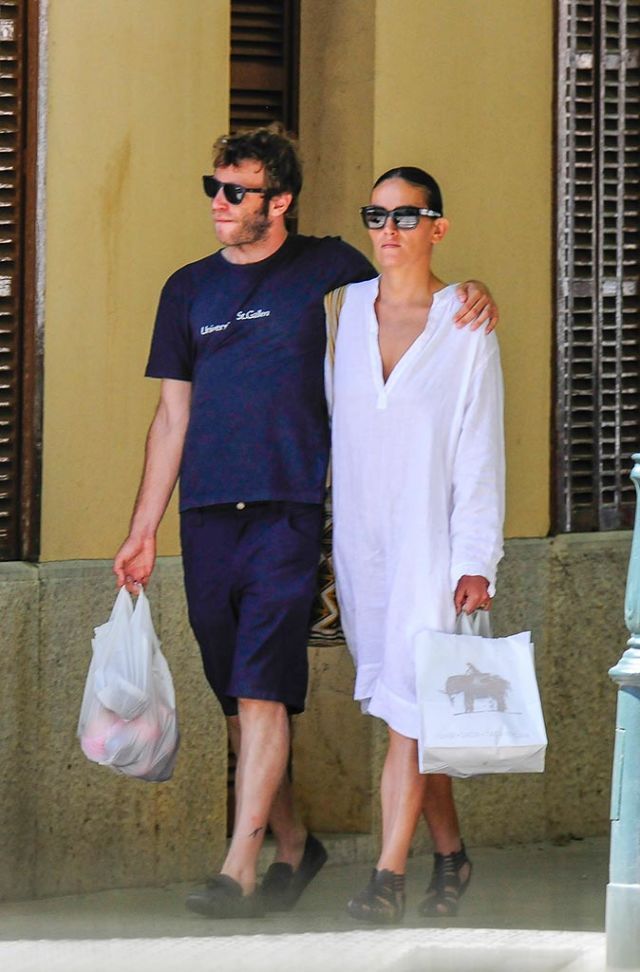 Laura Ponte con su novio
