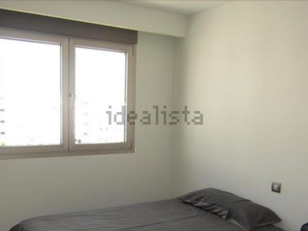 Property, Room, Bedroom, Ceiling, Wall, Bed, Daylighting, Building, Floor, Furniture, 
