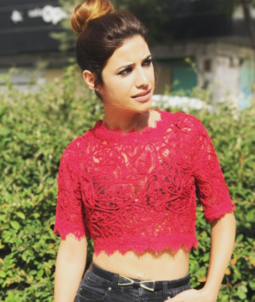 Clothing, Pink, Sleeve, Beauty, Lip, Crop top, Neck, Fashion, Top, Shoulder, 