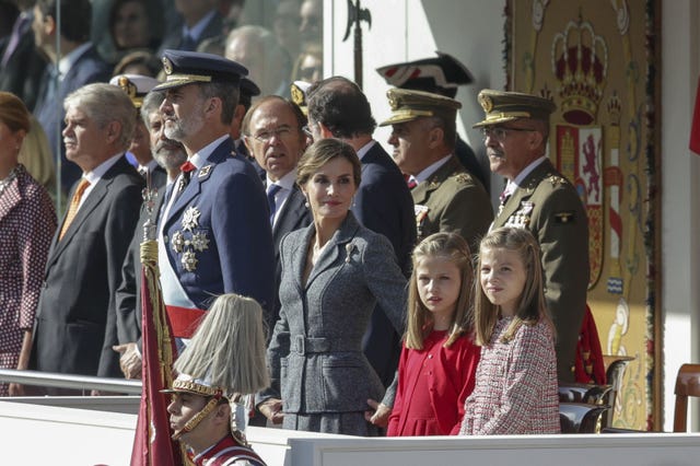 Event, Uniform, Military officer, Military uniform, Ceremony, Tradition, Military, Military rank, Monarchy, Vehicle, 