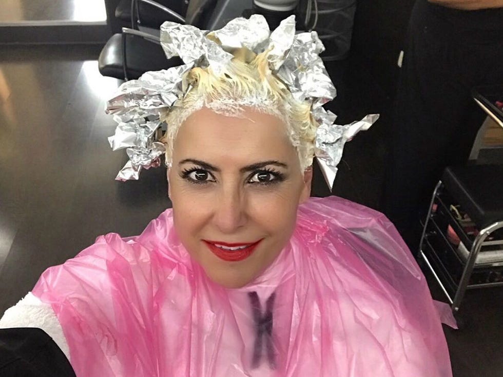 Hair, Face, Eyebrow, Pink, Hairstyle, Beauty, Headpiece, Blond, Head, Fashion, 