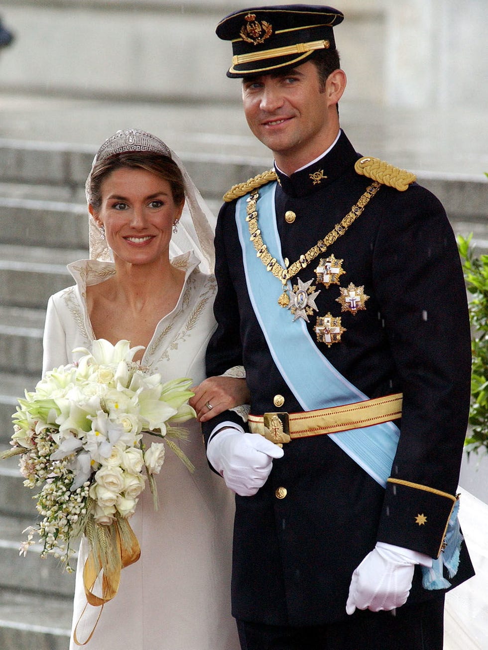 Wedding dress, Fashion, Uniform, Ceremony, Bride, Dress, Formal wear, Event, Bridal clothing, Tradition, 