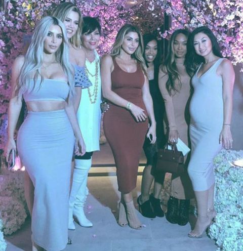 Kim Kardashian celebra una 'baby shower' y revela el sexo de su tercer bebé