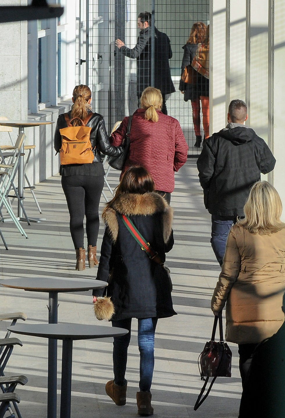 People, Fashion, Snapshot, Street fashion, Footwear, Walking, Photography, Street, Pedestrian, Knee, 