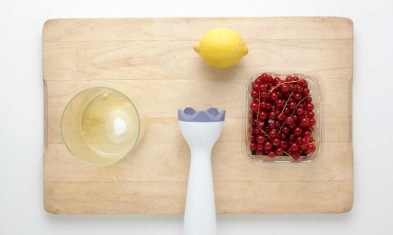 Cutting board, Food, Kitchen utensil, Fruit, Spoon, Plate, 