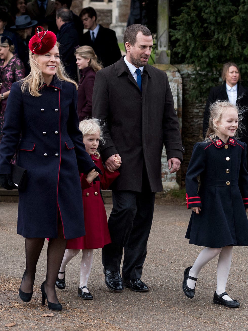 Fashion, Coat, Outerwear, Event, Uniform, Formal wear, Tradition, Gesture, Ceremony, 