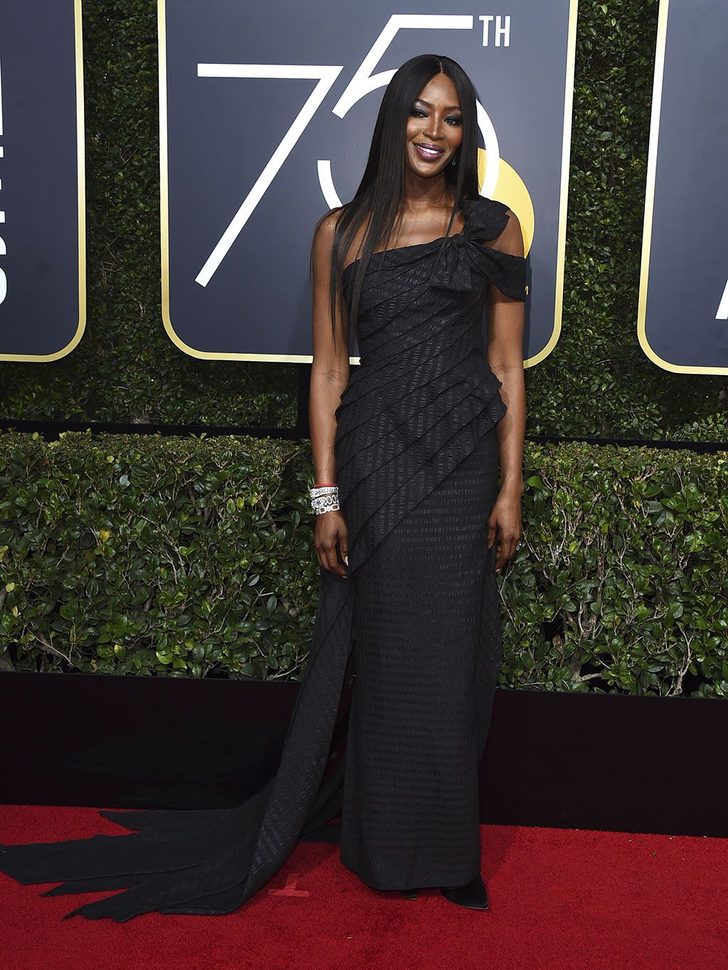 Red carpet, Clothing, Dress, Carpet, Shoulder, Fashion, Flooring, Gown, Long hair, Premiere, 