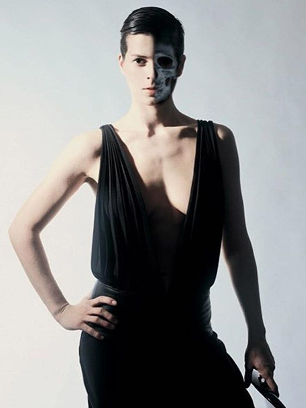 Fashion model, Clothing, Shoulder, Black, Dress, Cocktail dress, Fashion, Little black dress, Model, Beauty, 