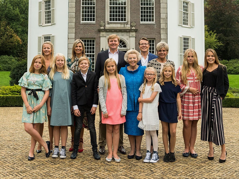 Social group, People, Event, Family reunion, Family taking photos together, Fun, Ceremony, Family, Dress, Photography, 