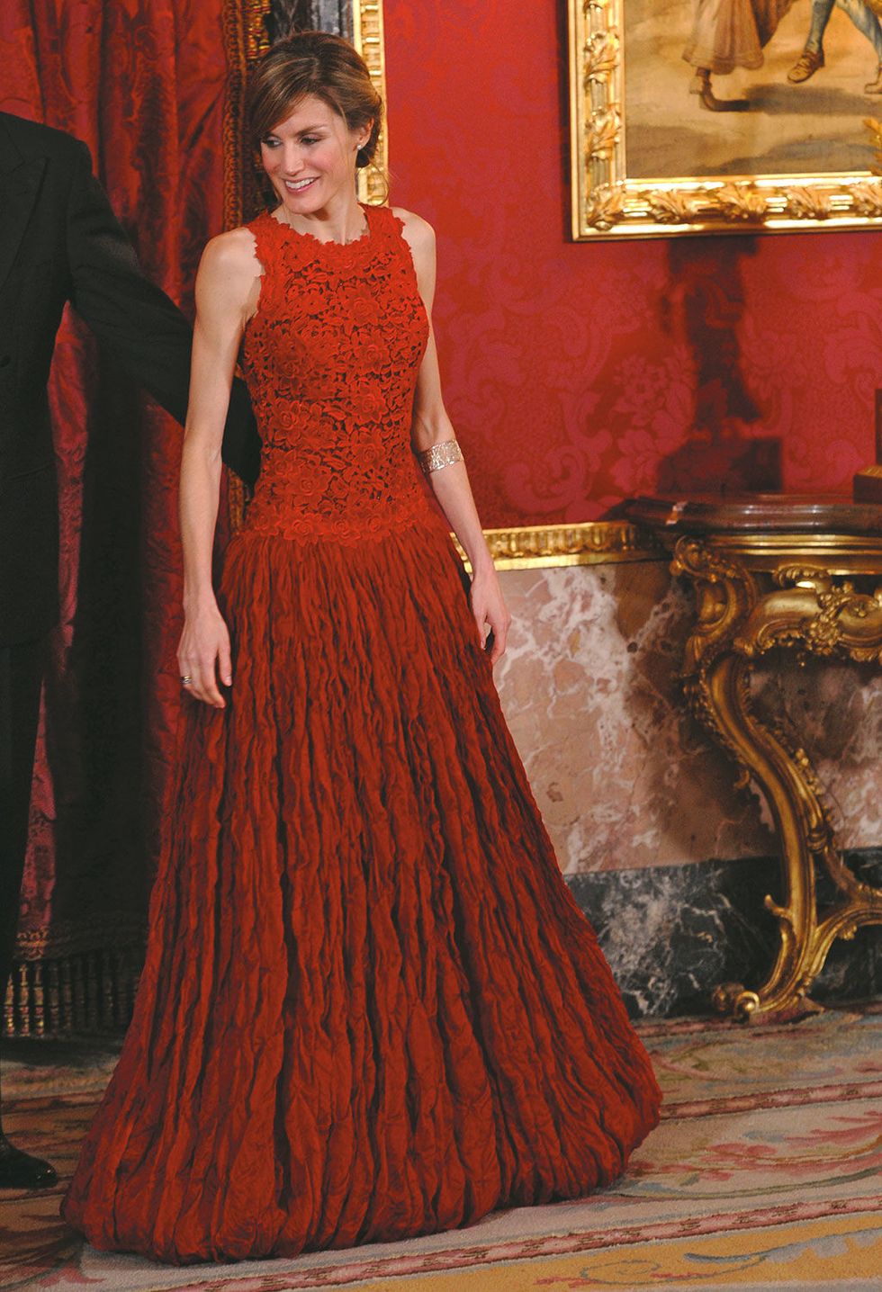 letizia-lorenzo-caprile-vestido-rojo.jpg