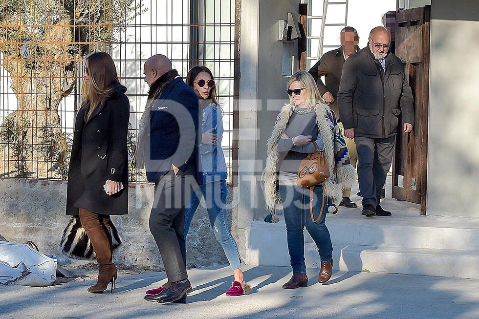 Paula Echevarría visita un chalet modular a las afueras de Madrid