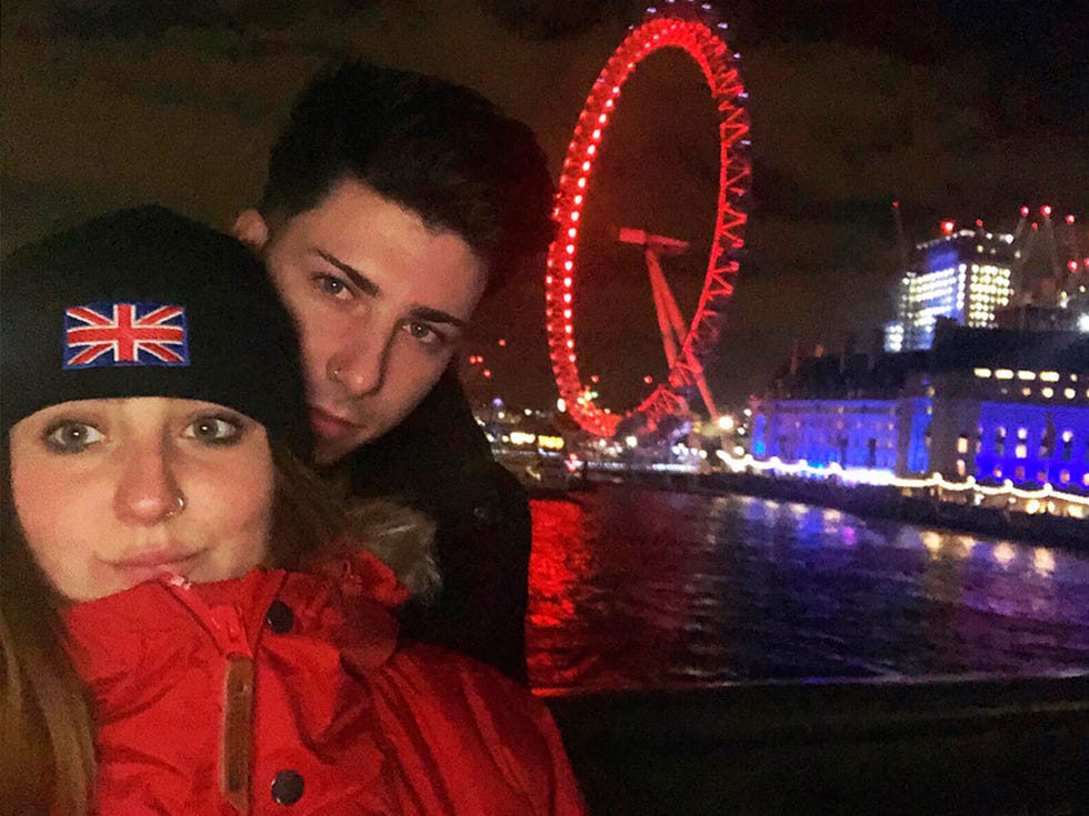 rocío flores carrasco y su novio manuel en londres