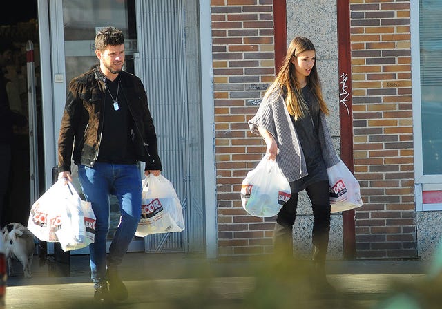 Pablo López con Claudia, su nueva novia