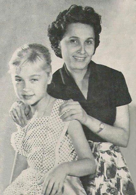 Pepa Flores con su madre