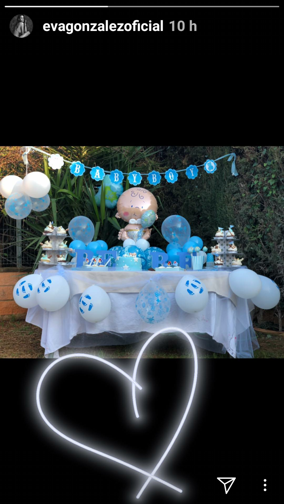 Blue, Balloon, Architecture, Party, Tableware, Baby shower, 