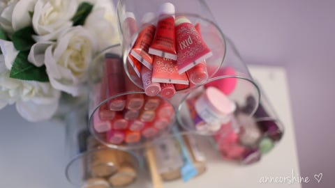 10 Easy Projects for Your Makeup Station