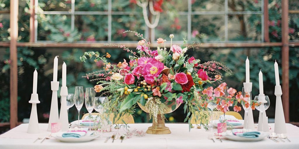 14 Colorful and Inspiring Spring Wedding Tablescapes
