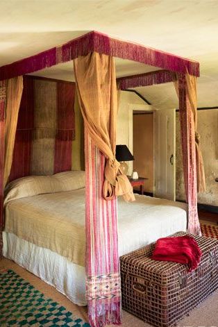 Bed, Canopy bed, Furniture, Bedroom, four-poster, Room, Property, Interior design, Curtain, Suite, 