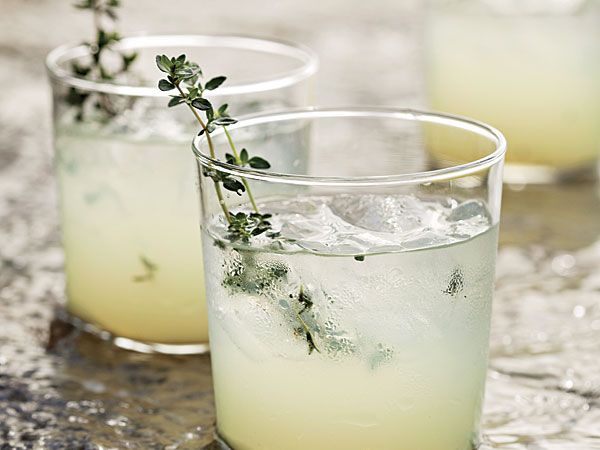 30+ Best Gin Cocktails - Drink Recipes With Gin