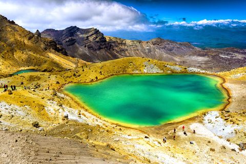 13 Of The World's Most Colorful Lakes