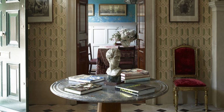 Entryway Decor How To Style Your Table Make A Stylish Statement In Your Entryway With These Easy Ideas