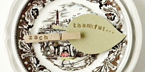 11 Thanksgiving Place Cards That Are Sure To Impress