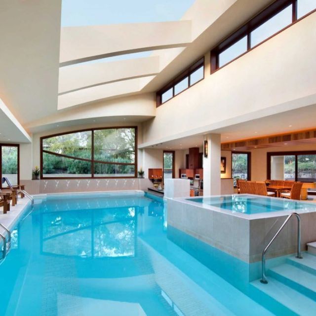 Swimming pool, Property, Room, Interior design, Real estate, Leisure, Ceiling, Tile, Resort, Fluid, 