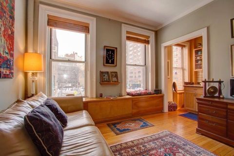 Louis CK NYC Apartment - Pictures of Louis C.K. House
