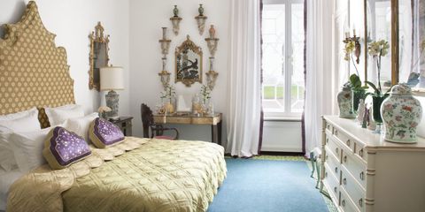 Room, Interior design, Green, Bed, Property, Floor, Textile, Wall, Bedding, Linens, 