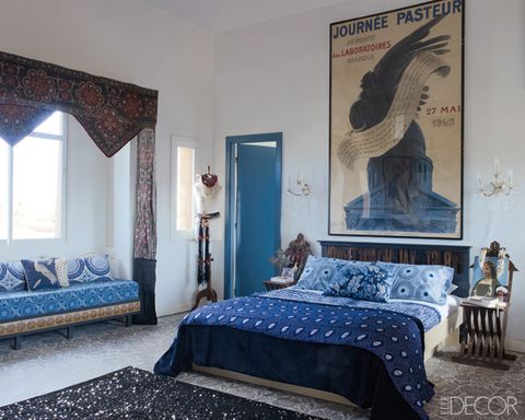 Blue, Interior design, Room, Bed, Floor, Property, Wall, Textile, Furniture, Bedding, 
