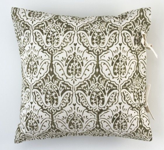 best stores for throw pillows