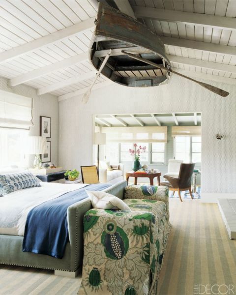 Lighting, Room, Wood, Interior design, Floor, Bed, Property, Textile, Ceiling, Bedding, 